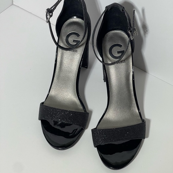 Guess Sparkle Block Heel Sandal size 8.5. - Picture 2 of 5
